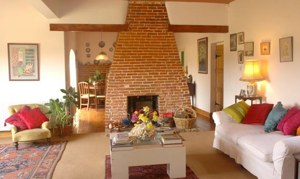 Colts Lodge Bed and Breakfast near Brundall