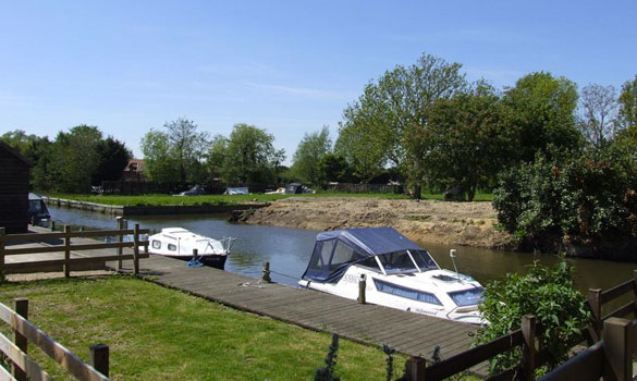 The-Boathouse-contemporary-holiday-home-near-Stalham